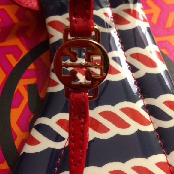 REDUCED!! Authentic Tory Burch Sandals - Picture 2 of 4