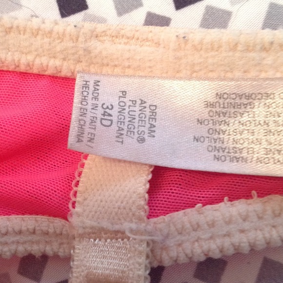 Victoria Secret Demi angel plunge bra - Picture 2 of 2