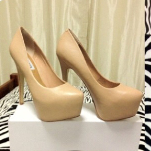 ❌SOLD❌Blush Deja Vu Platform shoes