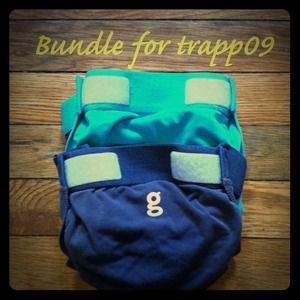 Bundle of medium gDiapers for trapp09