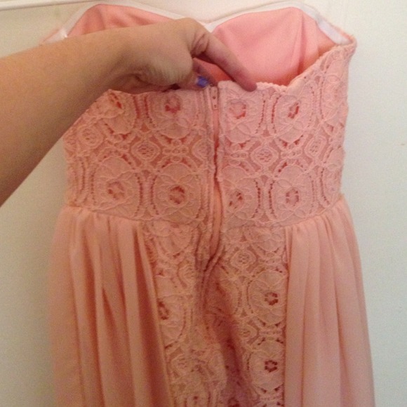 Adorable light pink strapless dress - Picture 3 of 4