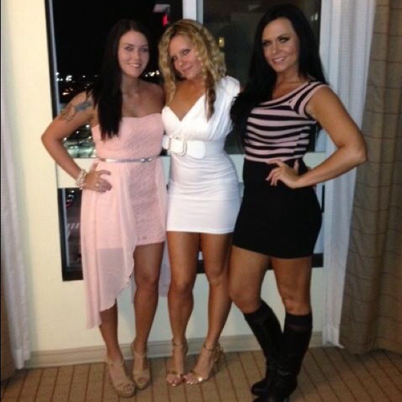 Adorable light pink strapless dress - Picture 4 of 4