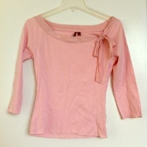 Pink three-quarter length top