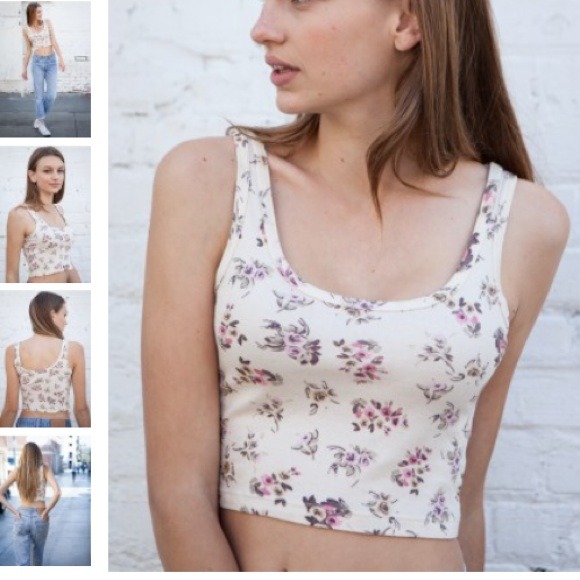 Brandy Melville Floral Jocelyn Tank NWOT