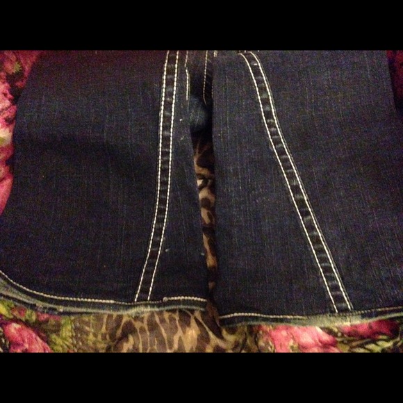 ❤️Sold❤️bundled@jhiejhie2013 True Religion jeans. - Picture 4 of 4