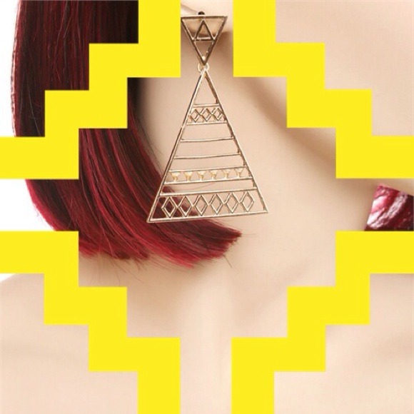 Tribal Print Earrings - Picture 3 of 3