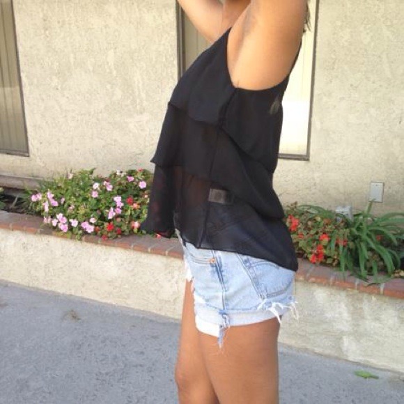 Black sheer tank blouse layered - Picture 3 of 3