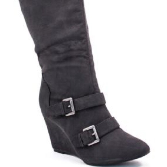 TRADED! BNWT Lane Bryant Black Wedge Heel Boots 8