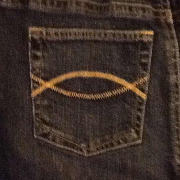 SALE!Abercrombie denim mini size 6 split back - Picture 3 of 4