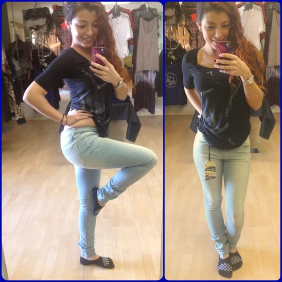 SOLD OUT - Cello Jeans in Light Denim - Picture 1 of 1