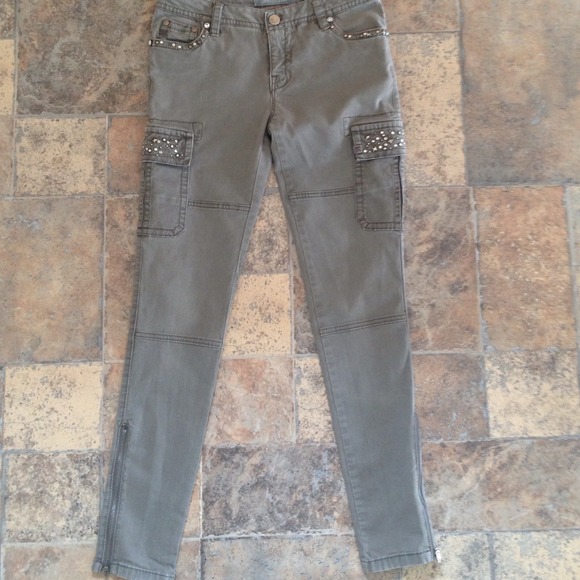 MISS ME CARGO-SIZE 27-INSEAM 29 - Picture 3 of 4