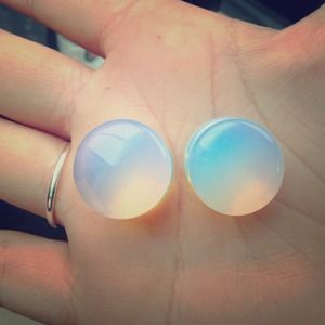 opal plugs size 5/8