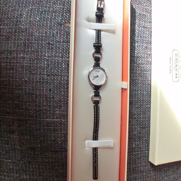 Coach watch - Picture 2 of 4