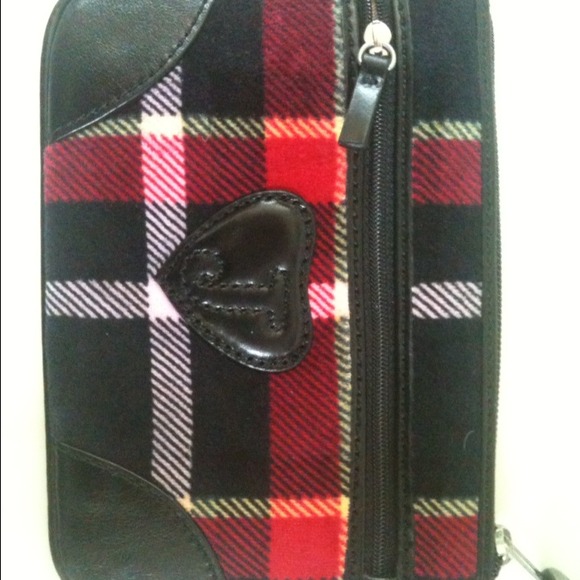 Juicy Couture wristlet