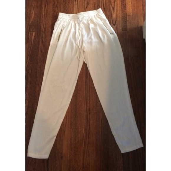 Creme Jeanie Pants