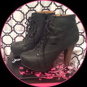 Cute Black Booties
