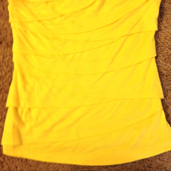 Twenty One Bright Layered yellow top-sz S - Picture 3 of 4