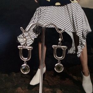 18k Platinum plated Sterling silver earrings.