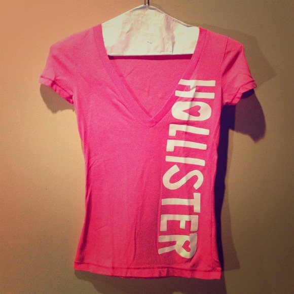 Pink HOLLISTER v-neck tee