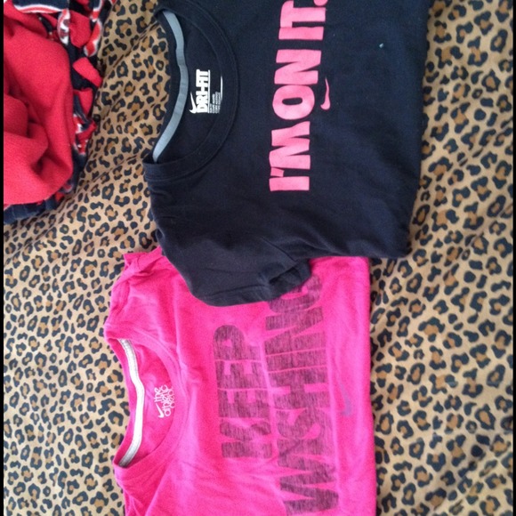 Nike fitted shirts