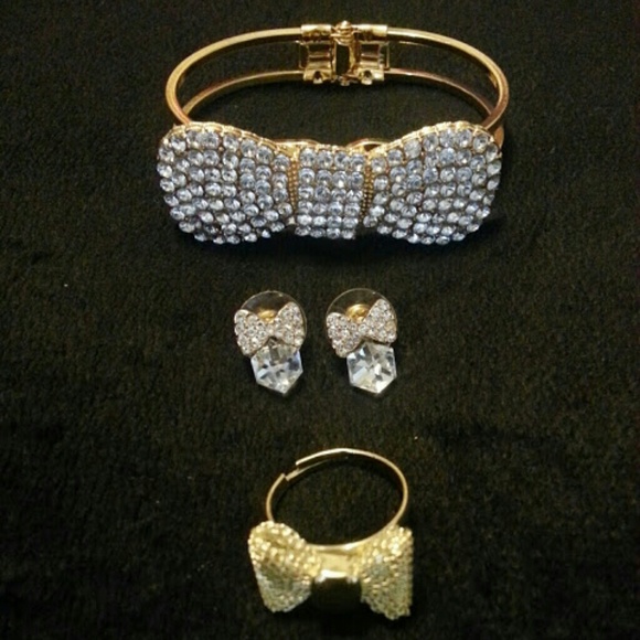 2x "Host Pick" Bling Bracelet, Earring, Ring Set