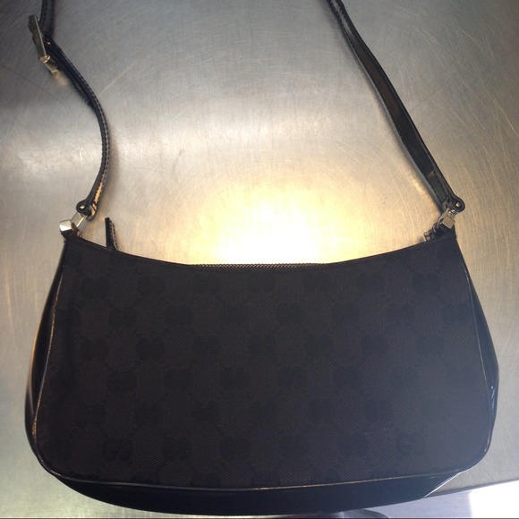 Authentic Gucci small handbag