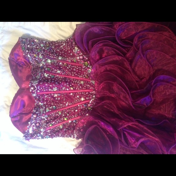 Partytime prom dress - Picture 3 of 4