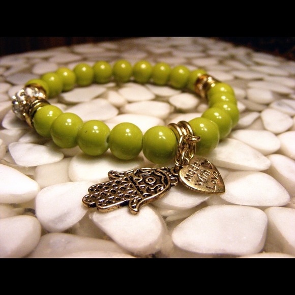 Jewelry - SOLD IN A BUNDLE HOST PICK 🌺 Hand of God Bracelet