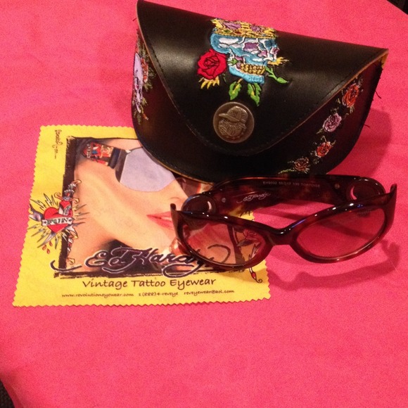Ed Hardy Accessories - Authentic ed hardy woman's sunglasses.