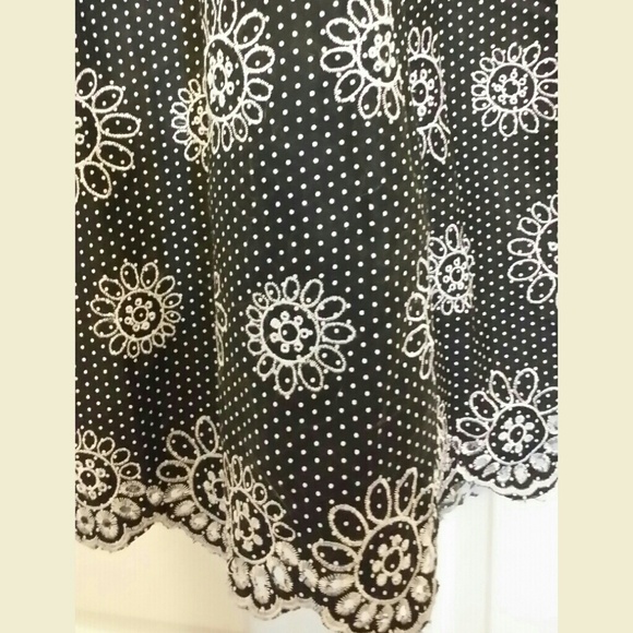 Halter Dress - Picture 4 of 4