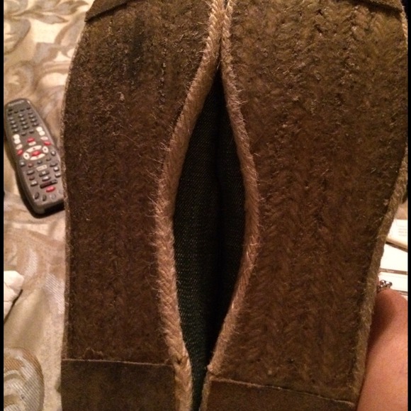 Coach Flats - Picture 3 of 3