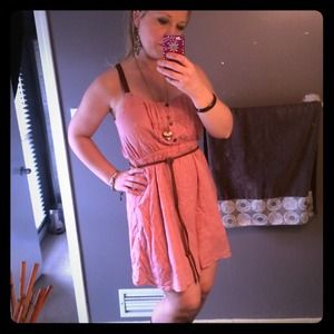 💢Sold in a bundle💢Adorable pink dress & belt