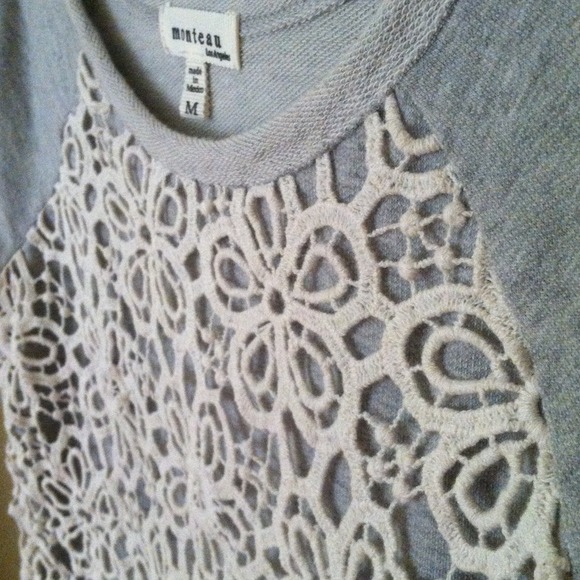 💕host pick💕Jersey-lace crop top - Picture 3 of 3