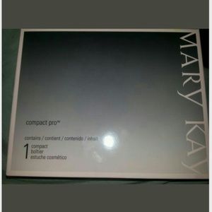 Mary Kay compact pro