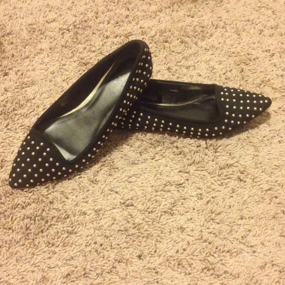 Studded point toe flats - Picture 2 of 3