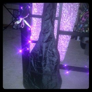 Acoustic guitar case