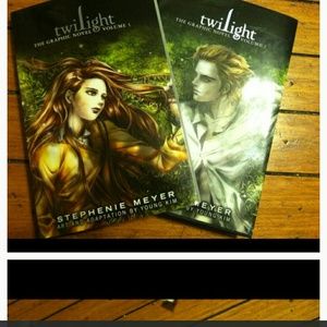 Twilight 1st graphic novel (pinkbran)