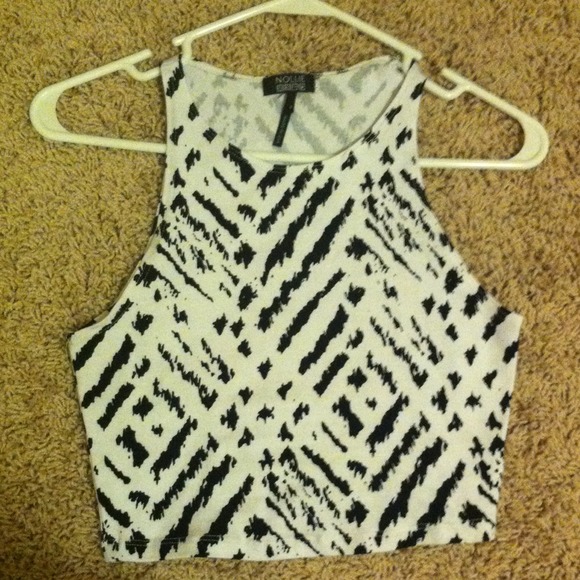 Muscle tee crop top