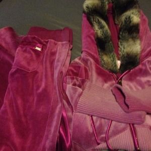 Beach Bunny set xs .. Hold