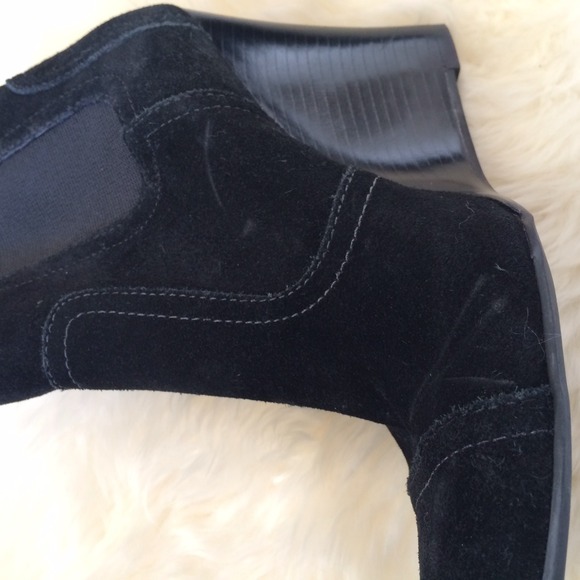 Tory Burch Shoes - ❌BUNDLED❌ Tory Burch Black Suede Wedge Booties Tory Burch Shoes - ❌BUNDLED❌ Tory Burch Black Suede Wedge Booties
