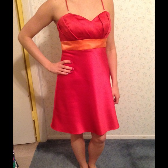 Knee length Watermelon/cantaloupe Dress - Picture 1 of 2