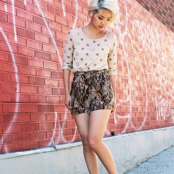 Snake short - Picture 2 of 3