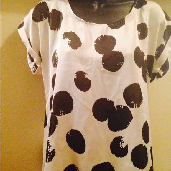 Polyester shirt ⚠️price reduced⚠️