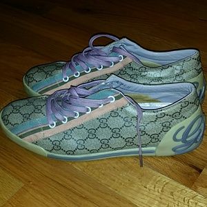 Gucci shoe