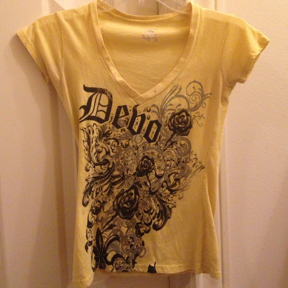 Wet seal Debo shirt