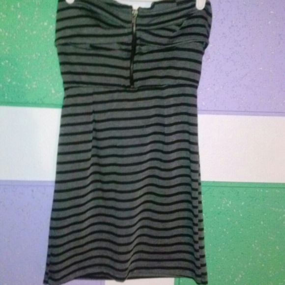 FormAtting Striped Dress