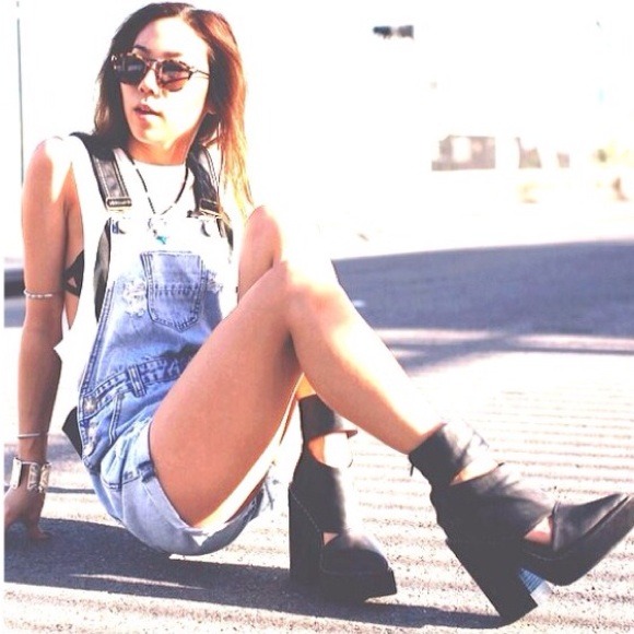 Jeffrey Campbell Boots