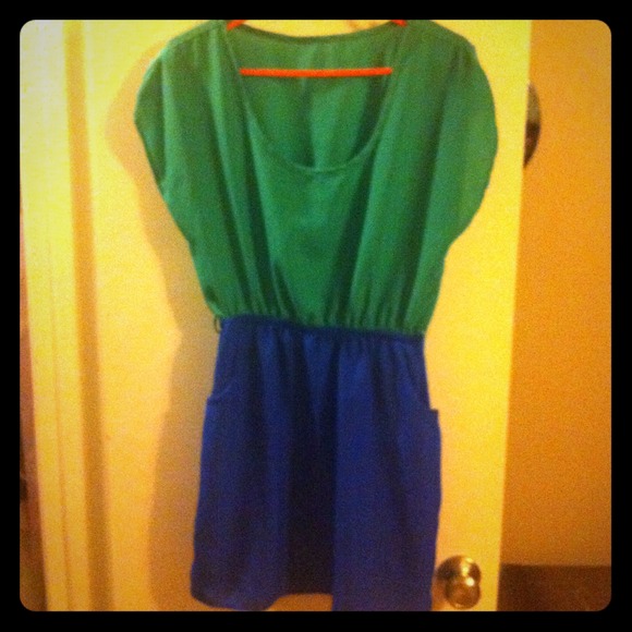 💚👗💙Kelly Green & Bright Blue Pocket Dress🔴SOLD - Picture 1 of 1