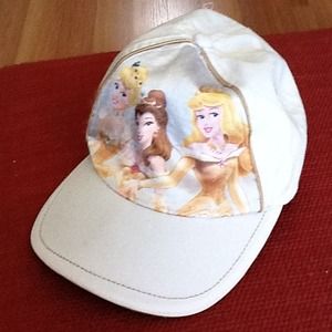 Disney Store Cap!  😄FOR GIRLS😄😄😄😄