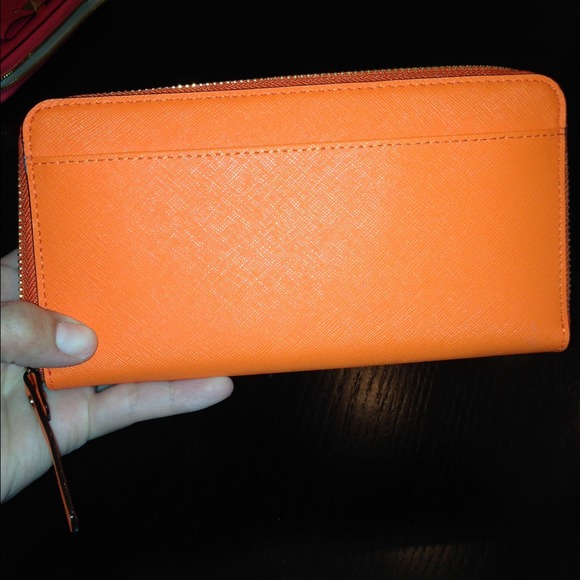 SOLD❌❌❌Kate spade wallet - Picture 3 of 3